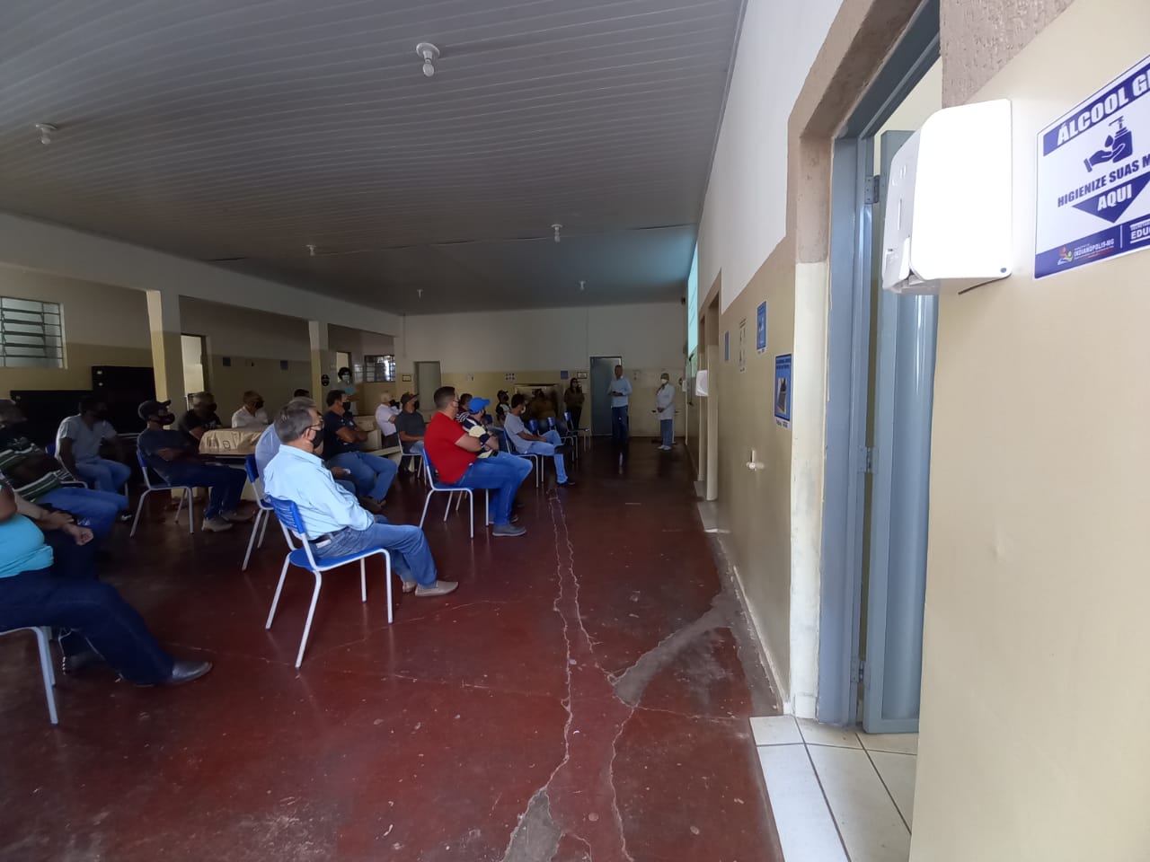 Retorno às aulas presenciais com medidas de biossegurança no transporte escolar em Indianópolis