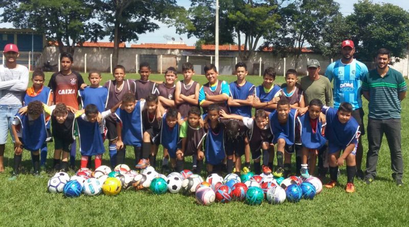Escolinhas de Futebol retornam neste dia 9/11 em Indianópolis