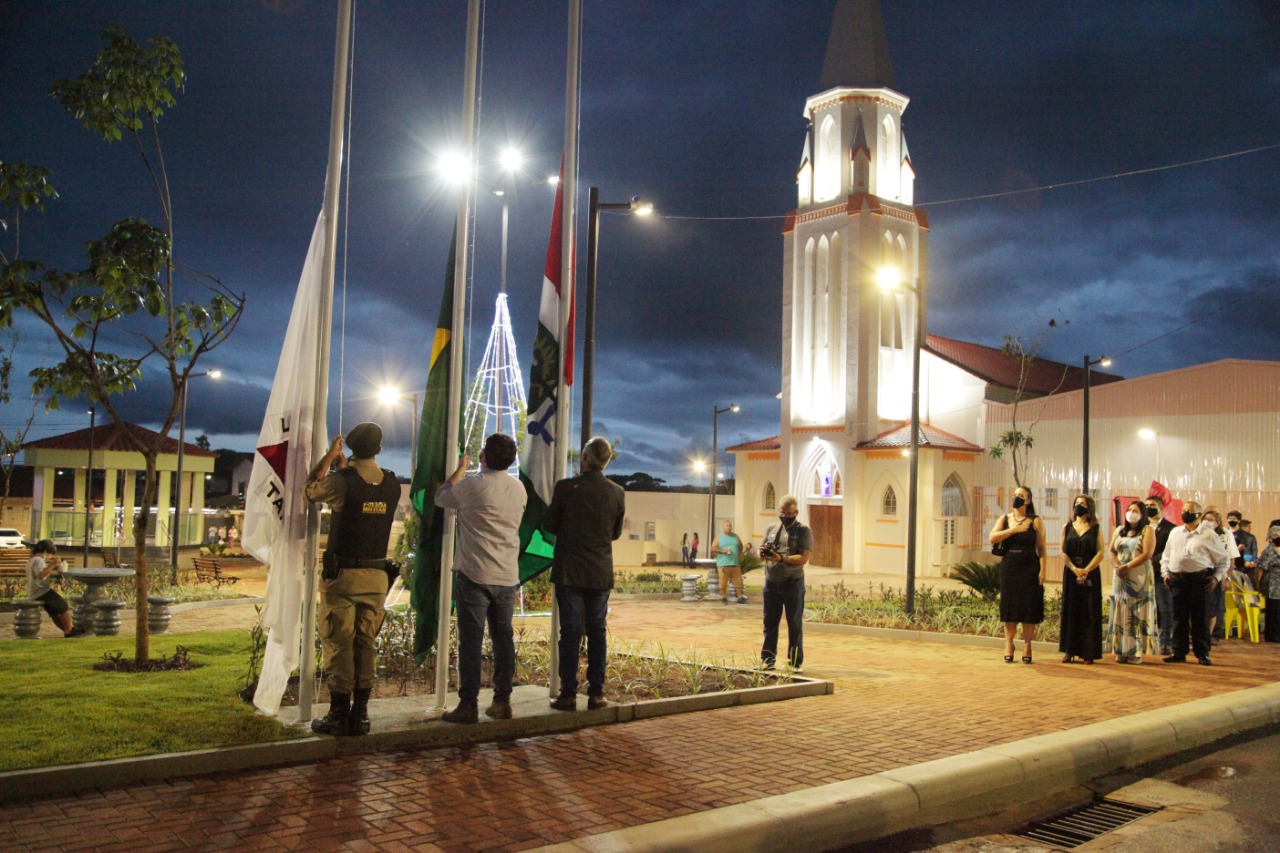 Inaugurada a nova Praça Urias José da Silva em Indianópolis