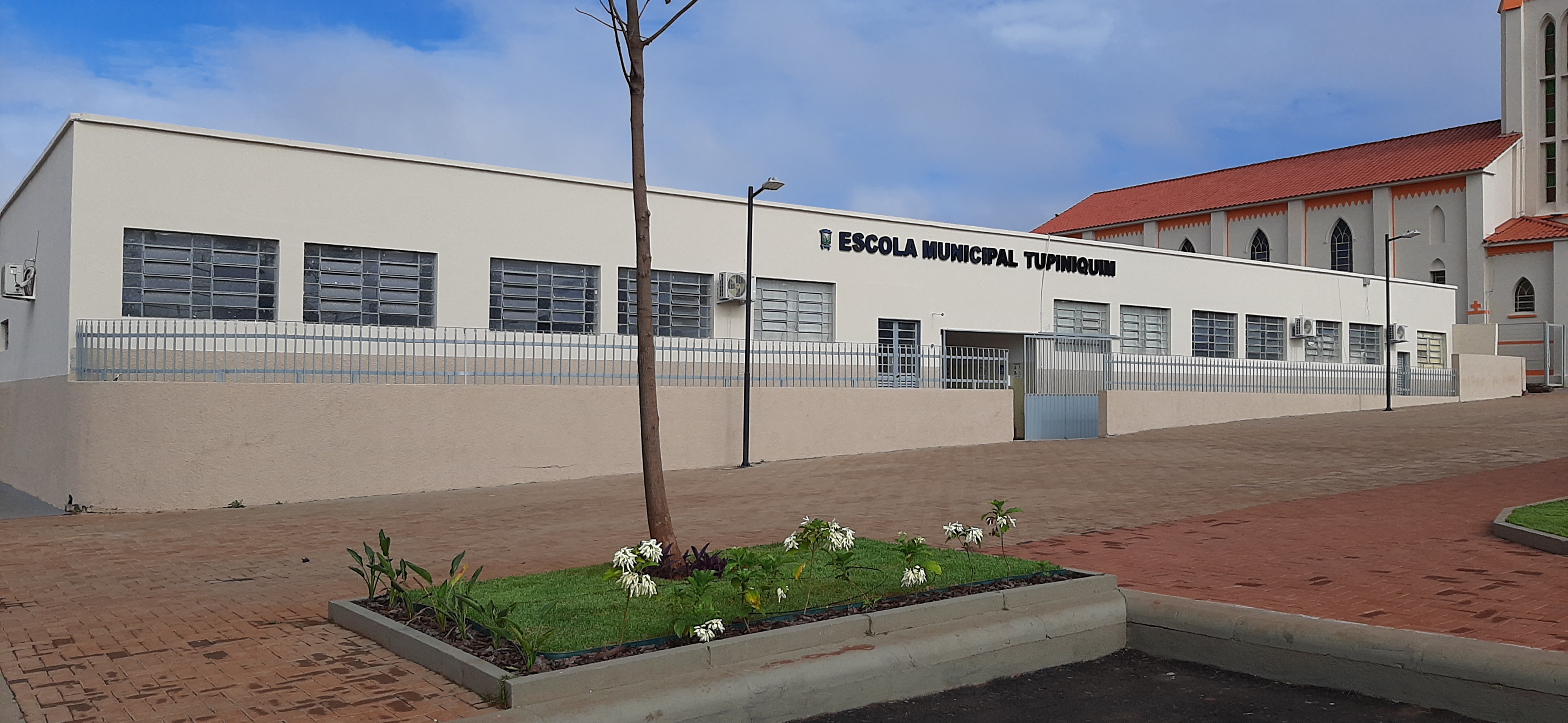 Obra de reforma na Escola Municipal Tupiniquim