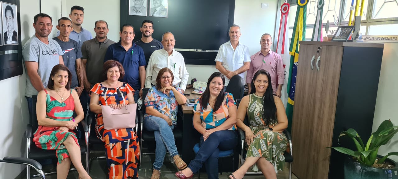 Prefeito reúne secretários e fala sobre Gestão de Resultados