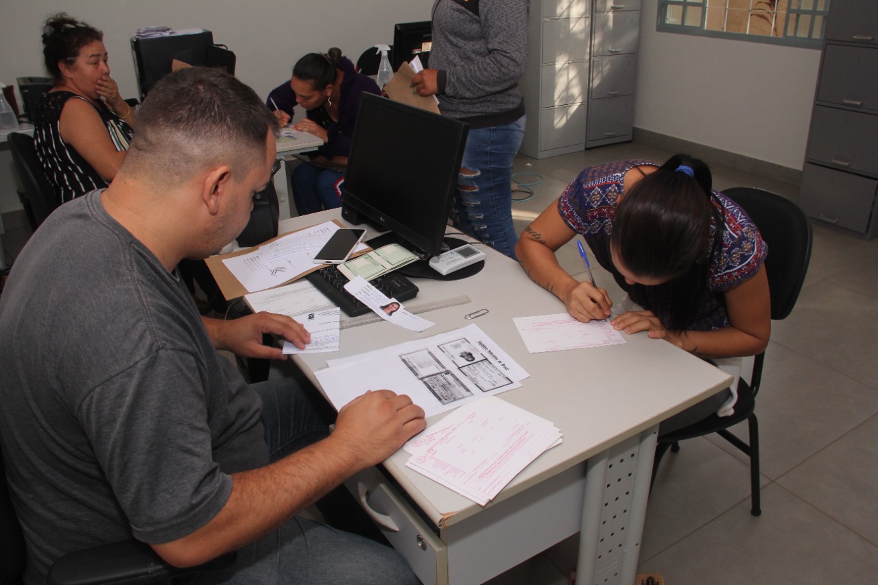 Defensoria da União e Documento de identidade em Indianópolis