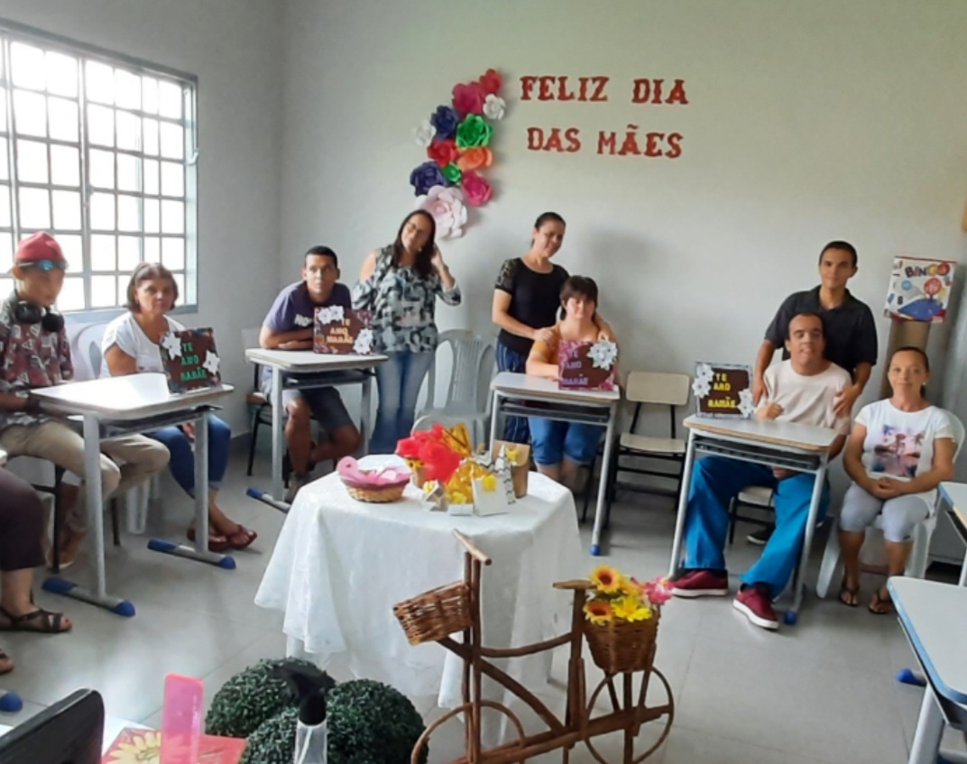 Homenagem à Mães na Sala Especial