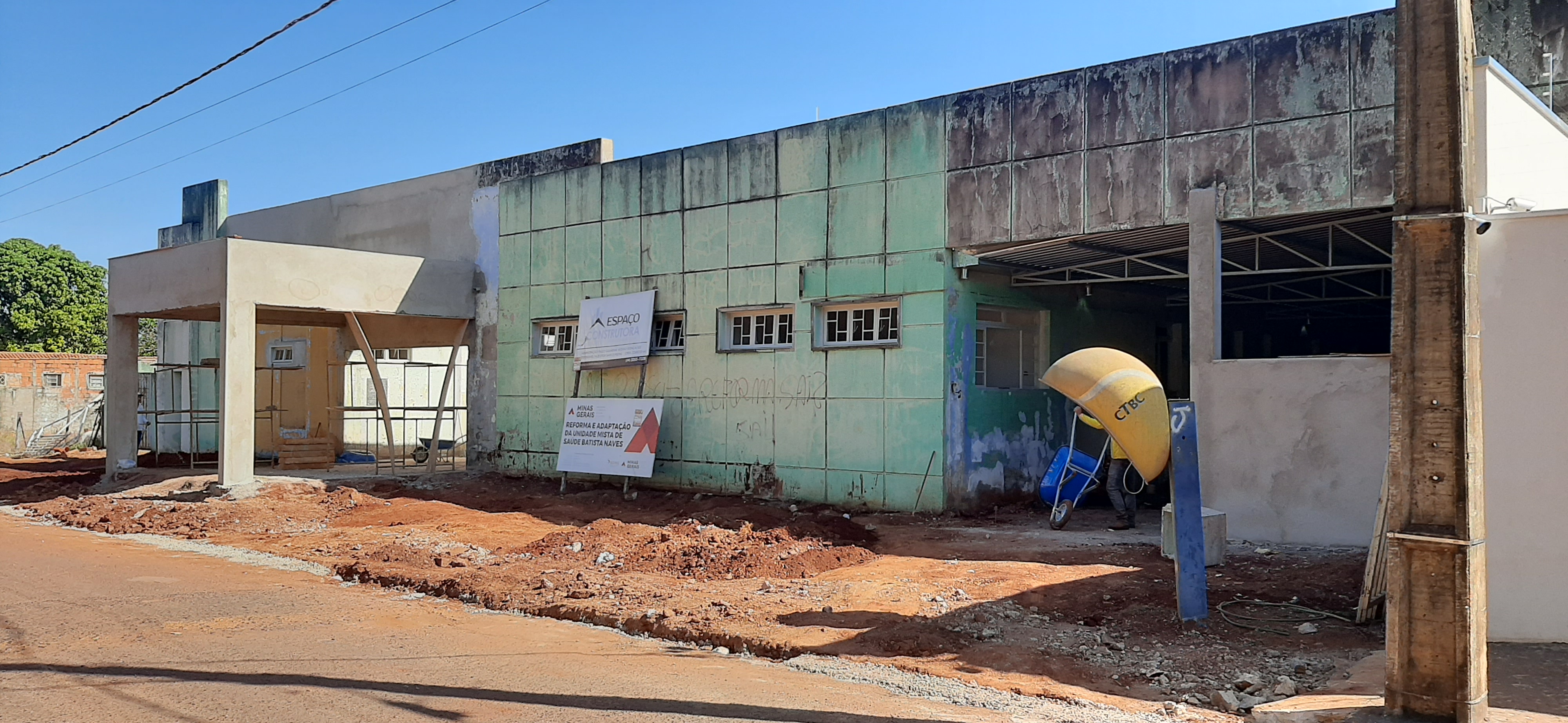 Prefeito visita obra da NOVA Unidade Mista de Saúde de Indianópolis