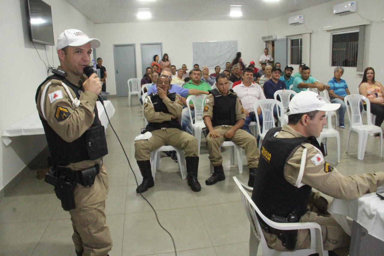Direção defensiva e proteção à vida foi tema de capacitação em Indianópolis