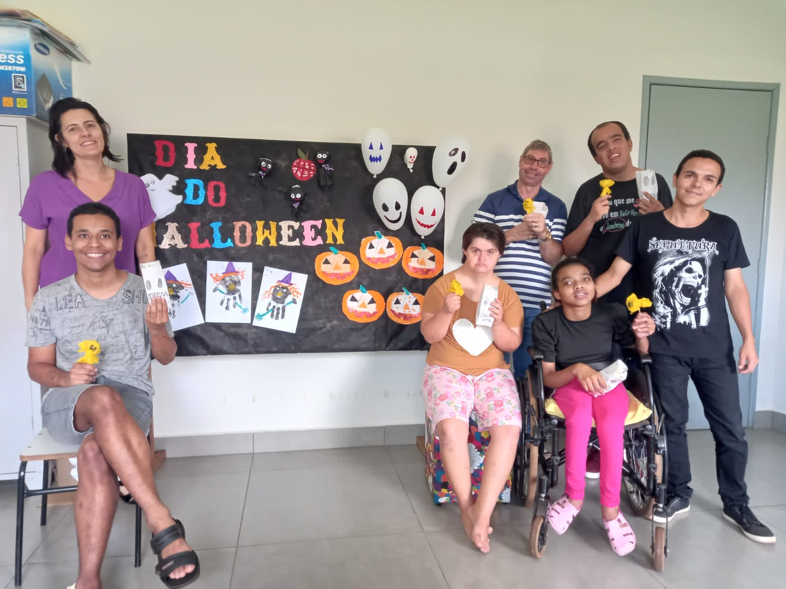 FESTA DO HALLOWEEN PARA ALUNOS DA SALA ESPECIAL