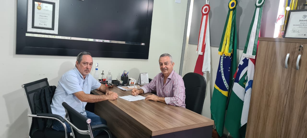 PREFEITO ASSINA ORDEM DE SERVIÇO PARA NOVAS SALAS DE AULA NO CEMEI CRIANÇA FELIZ