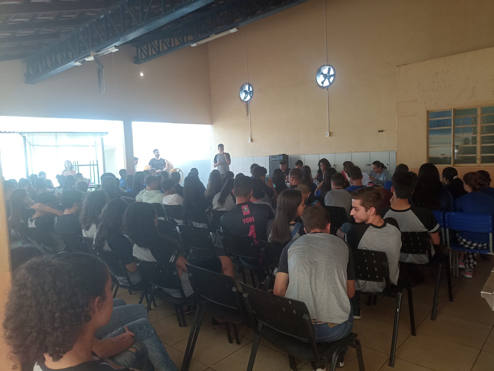 RODA DE CONVERSA SOBRE PROFISSÕES NA ESCOLA NELSON SOARES