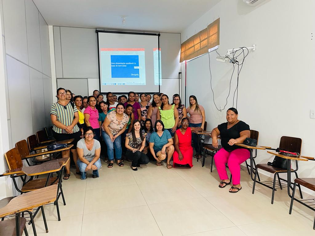 ALIMENTAÇÃO ESCOLAR FOI TEMA DE ATIVIDADE NA EDUCAÇÃO EM INDIANÓPOLIS