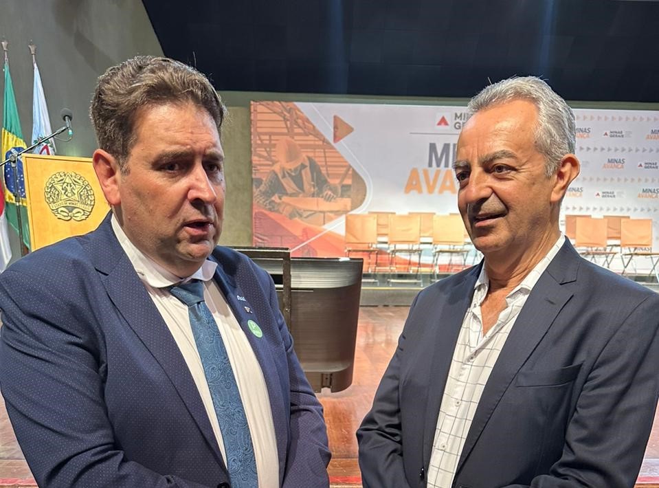 LINDOMAR AMARO TEM ENCONTRO COM PRESIDENTE DA AMM