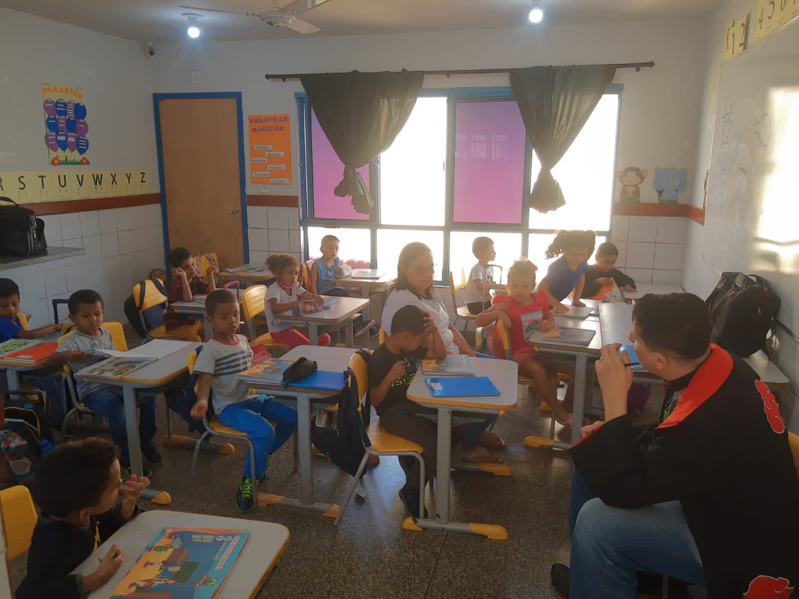PROJETO QUINTAL LIMPO VALE BRINDES É LEVADO PARA AS ESCOLAS