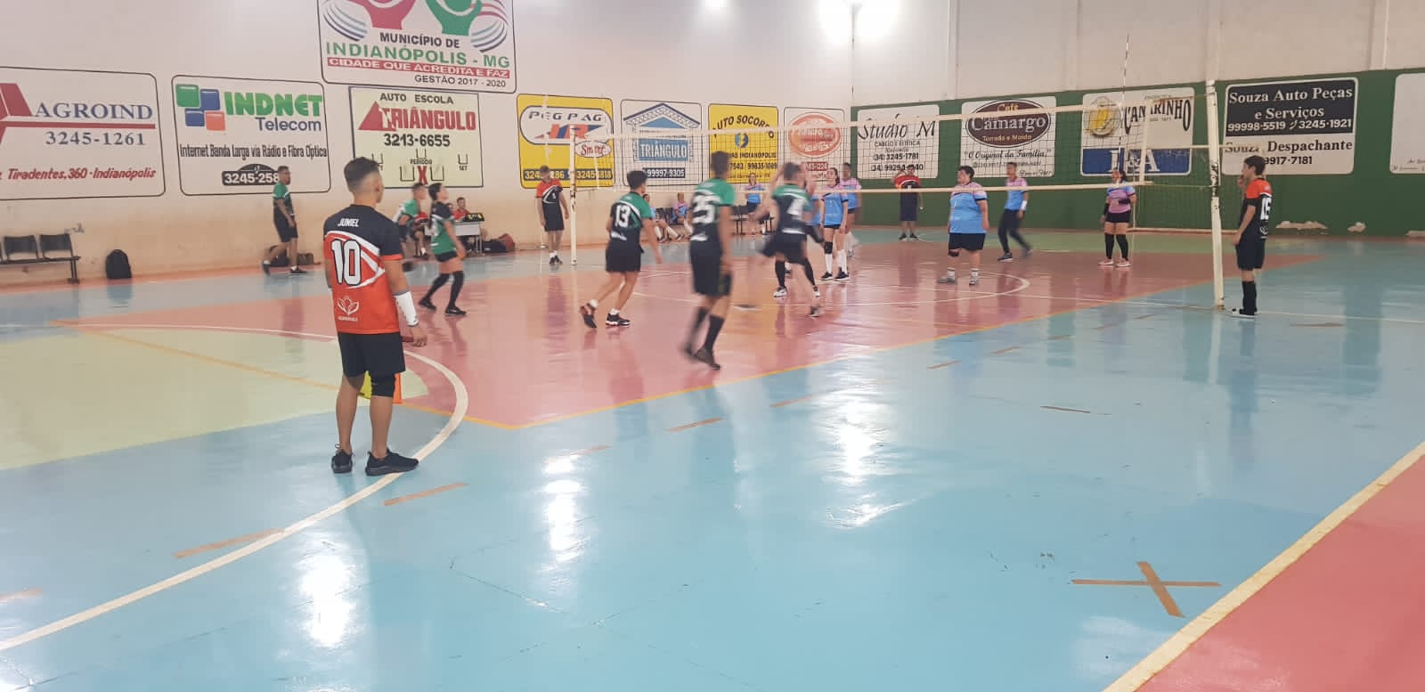 RETA FINAL DO CAMPEONATO MISTO DE VÔLEI EM INDIANÓPOLIS