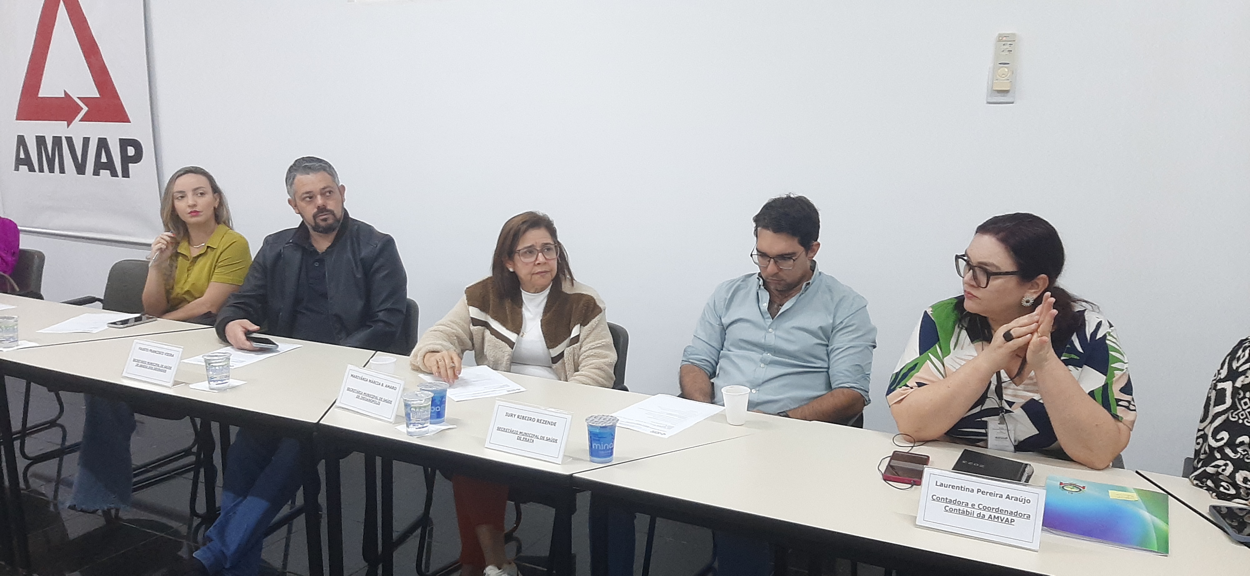 CONSÓRCIO AMVAP SAÚDE RECEBEU SECRETÁRIOS MUNICIPAIS
