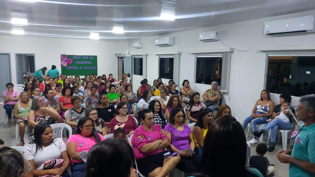 ENCONTRO DAS MULHERES DISCUTIU COMBATE À VIOLÊNCIA