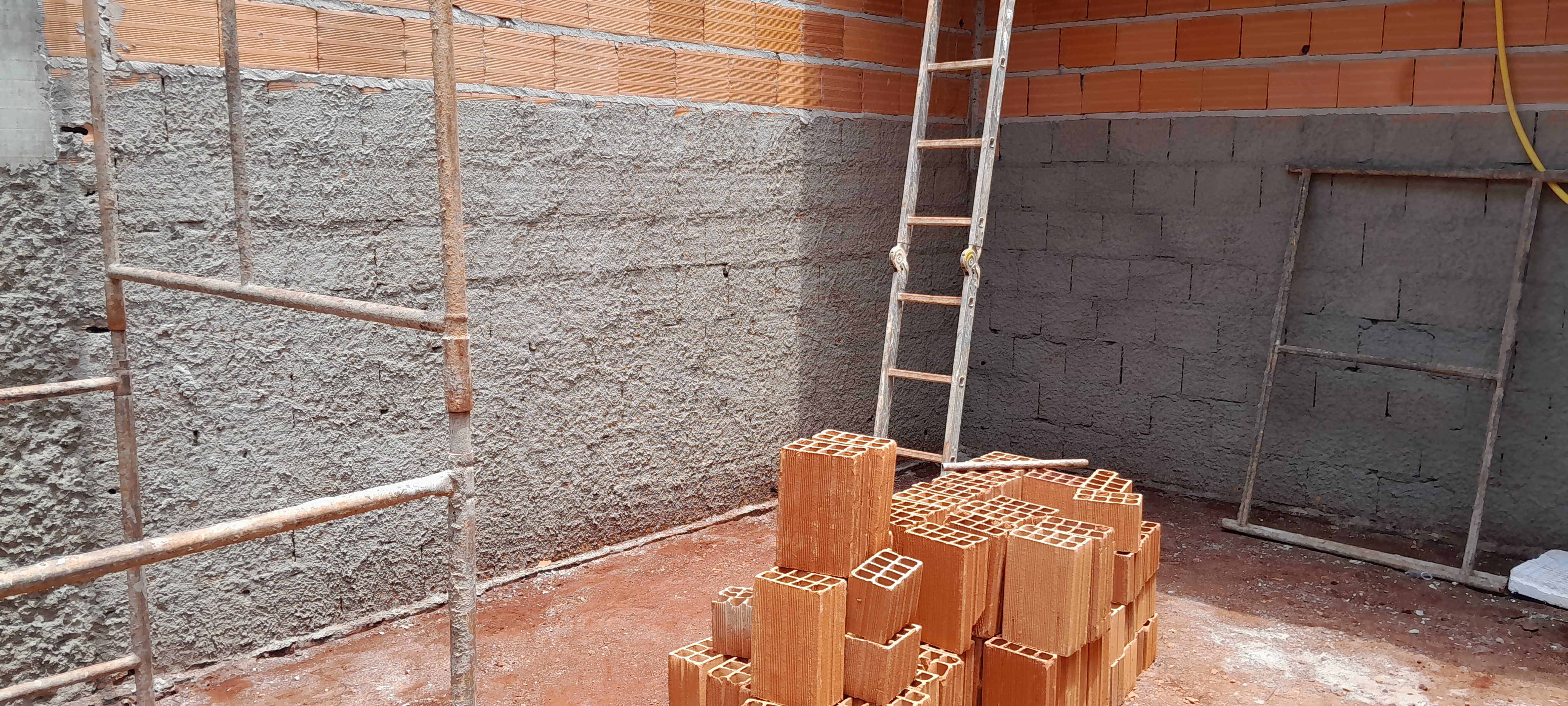 GINÁSIO DO MÚLTIPLO USO GANHARÁ VESTIÁRIOS