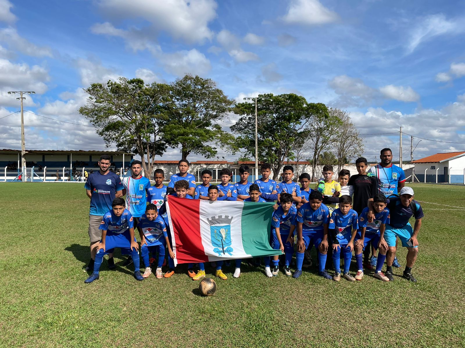 ESCOLINHA DE FUTEBOL NAS QUARTAS DE FINAL DA COPA ABRAMPE