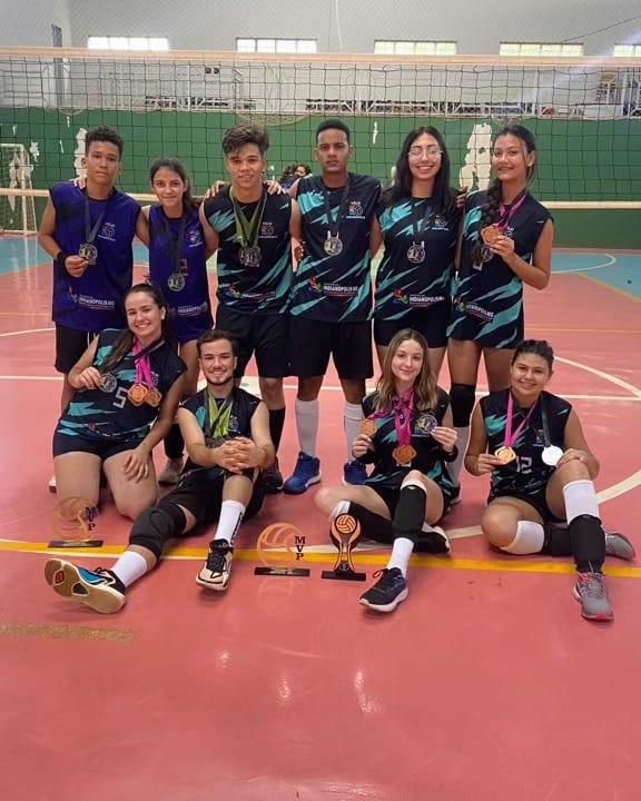 GINÁSIO JORGE RAFAEL FOI O PALCO DO TORNEIO DE VÔLEI MISTO