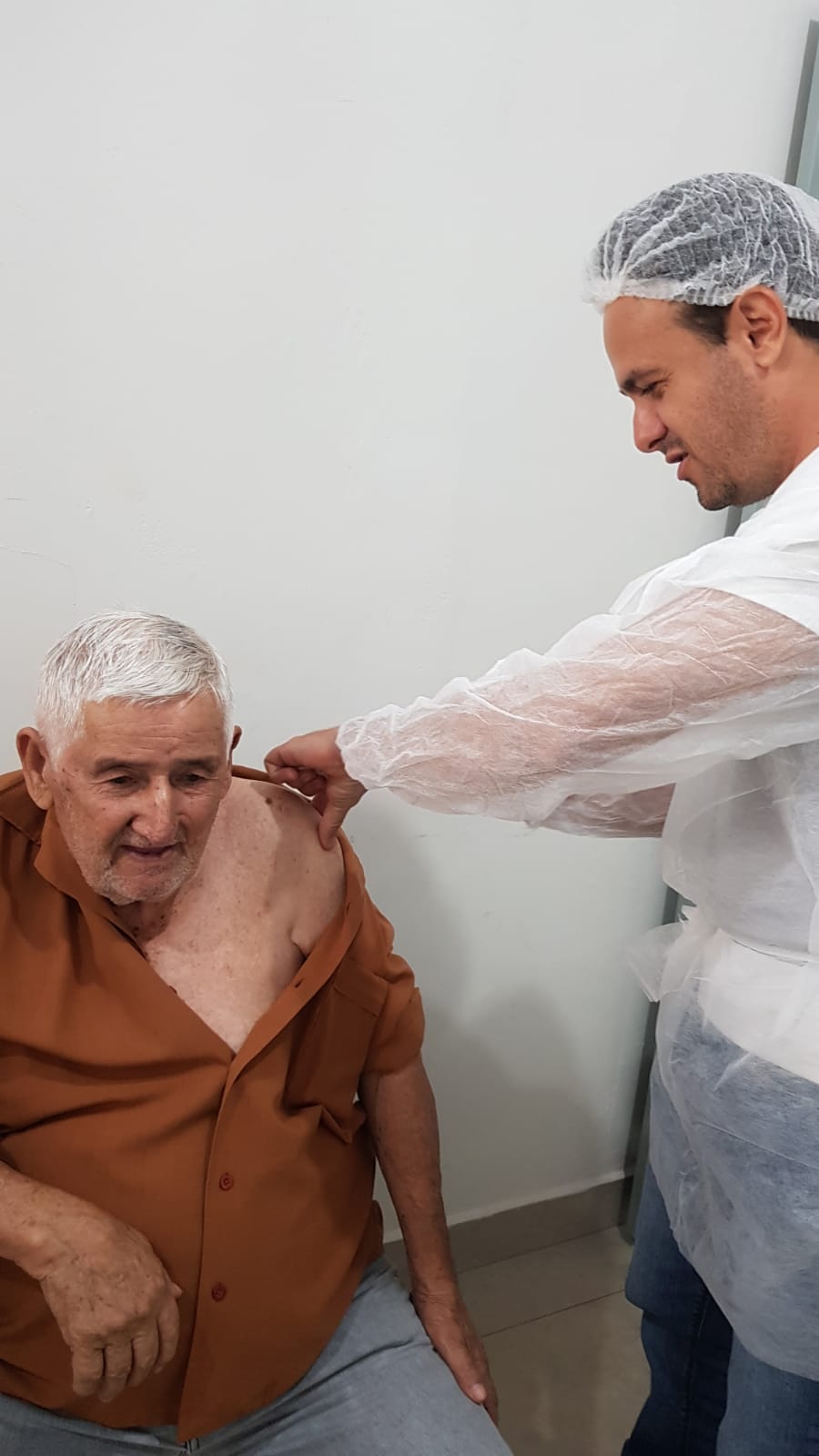 VACINAÇÃO CONTRA A GRIPE EM INDIANÓPOLIS