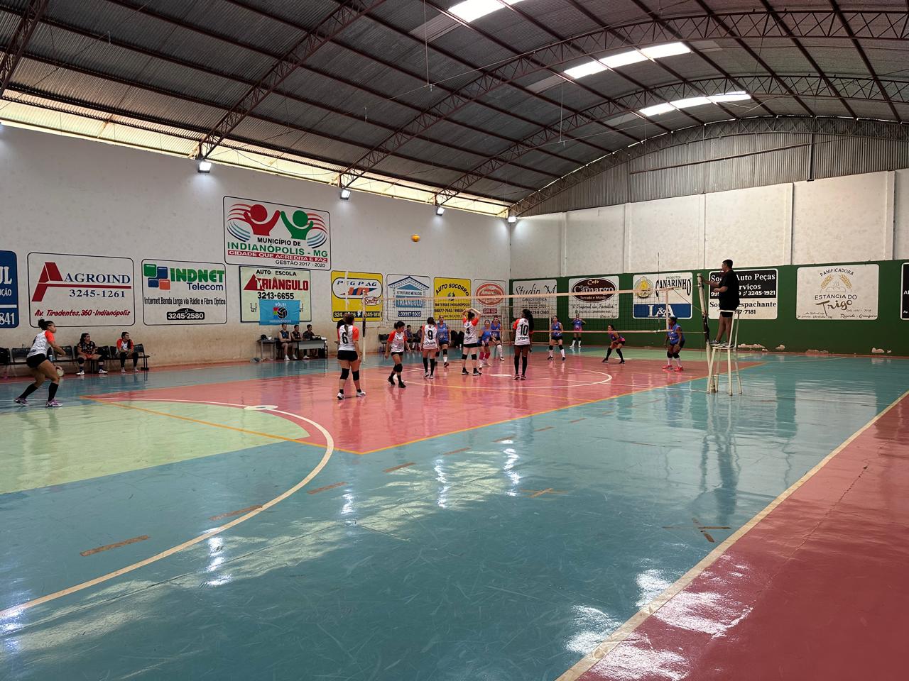 PROJETO VÔLEI SOLIDÁRIO EM INDIANÓPOLIS