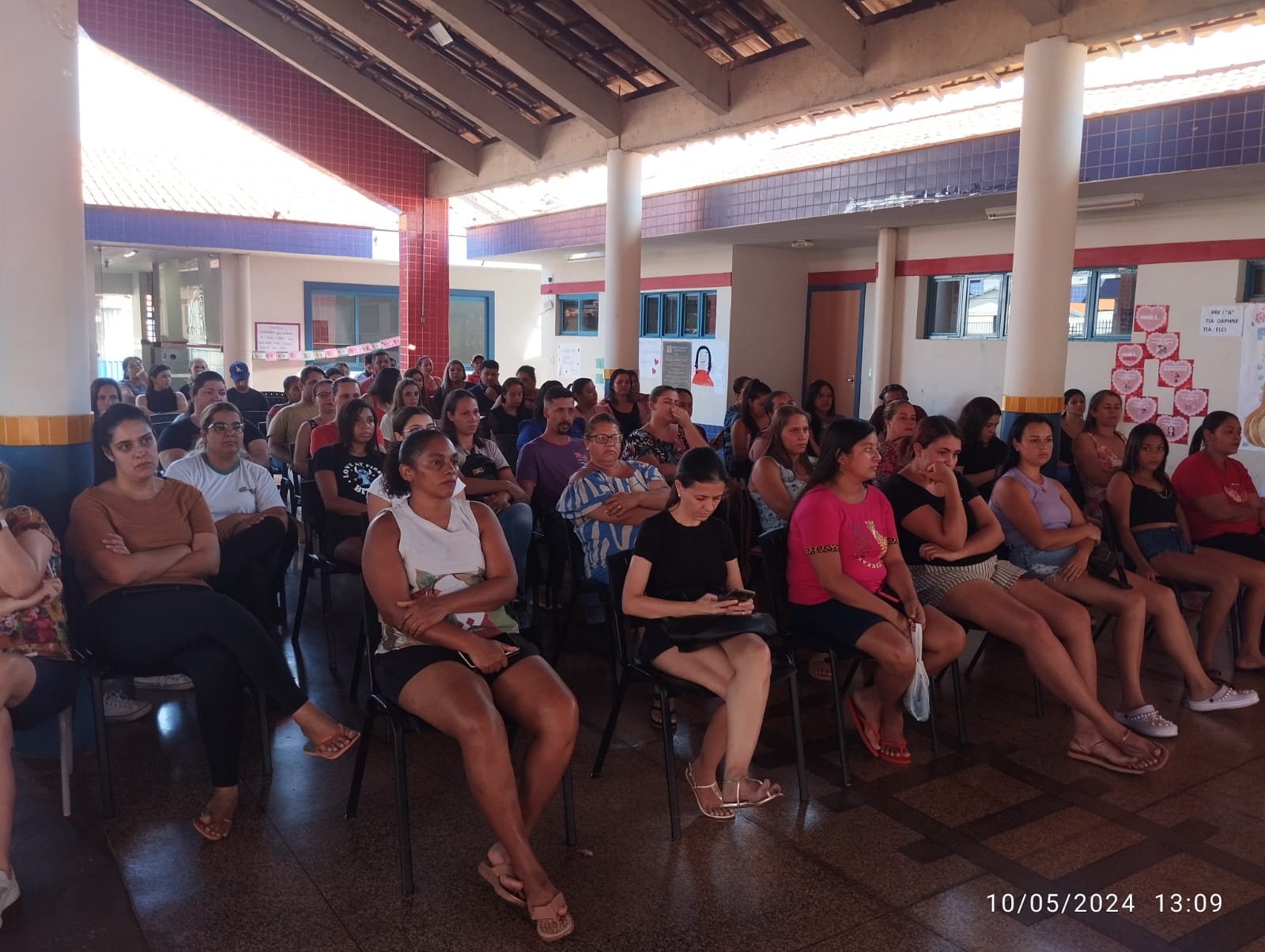 DIA DA FAMÍLIA NO CEMEI CRIANÇA FELIZ