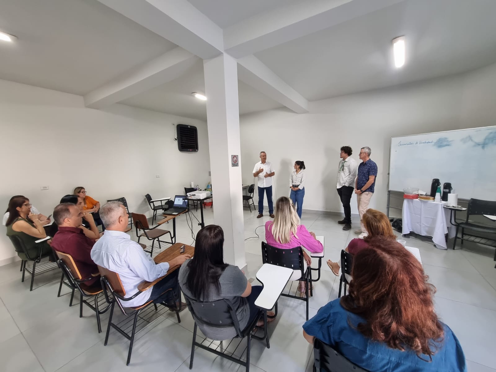 MAIS UMA REUNIÃO PARA DISCUTIR GESTÃO DE DESENVOLVIMENTO EM INDIANÓPOLIS