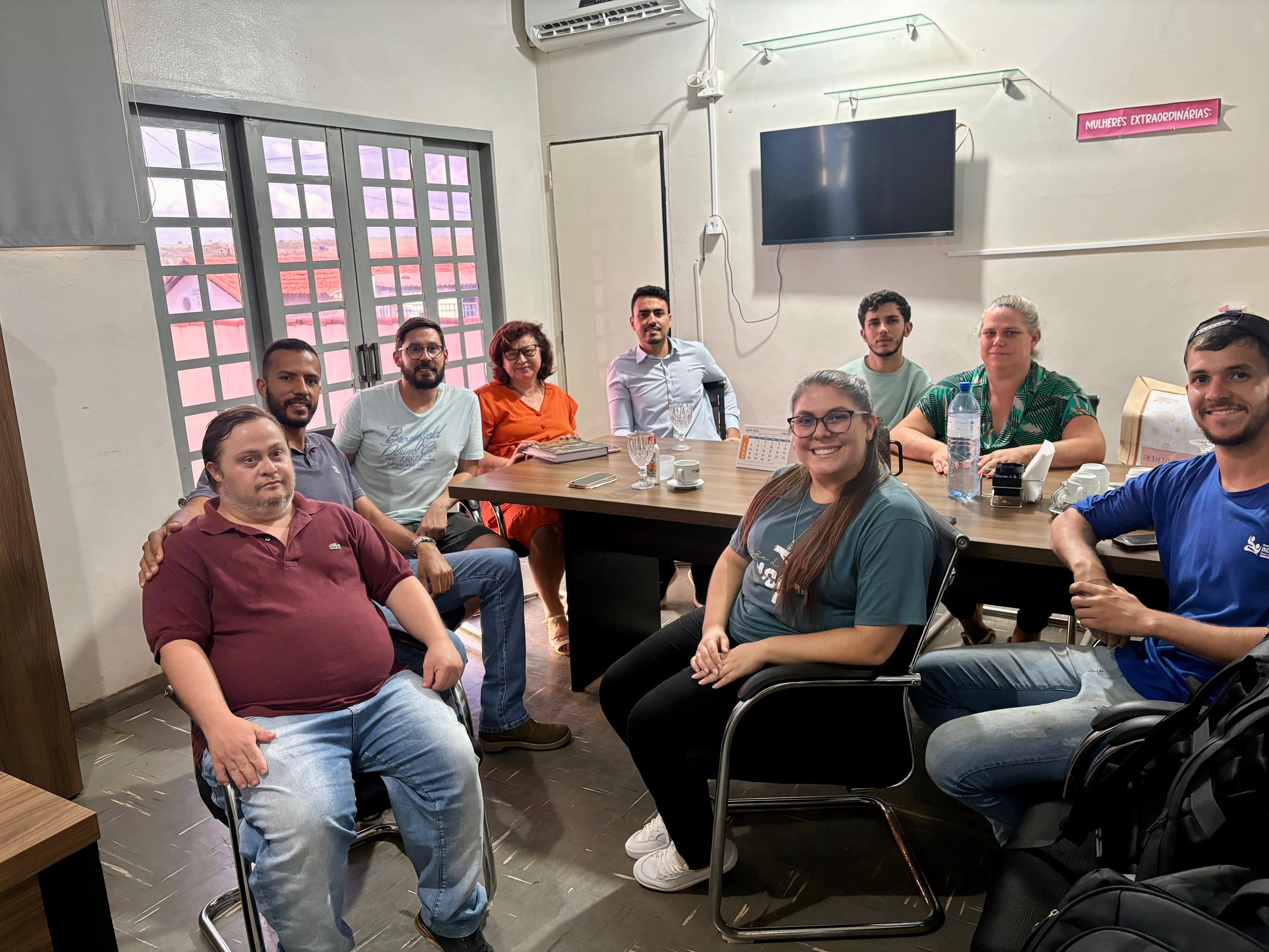 Prefeitura de Indianópolis discute a encenação da Via Sacra 2025, patrimônio cultural imaterial do município