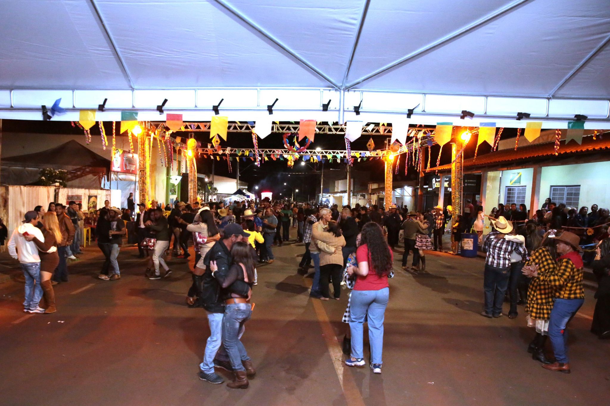 528382176_1944181486348625_787091227406835525_n