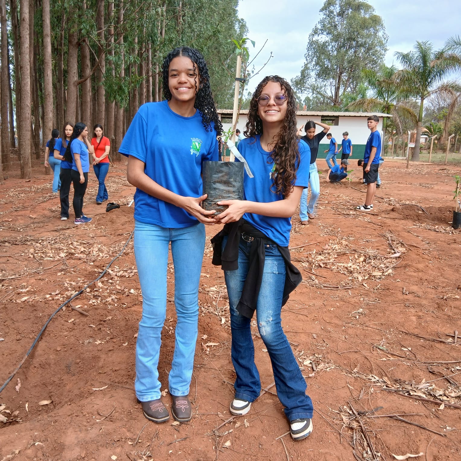 WhatsApp Image 2025-09-26 at 19.13.43 (2)