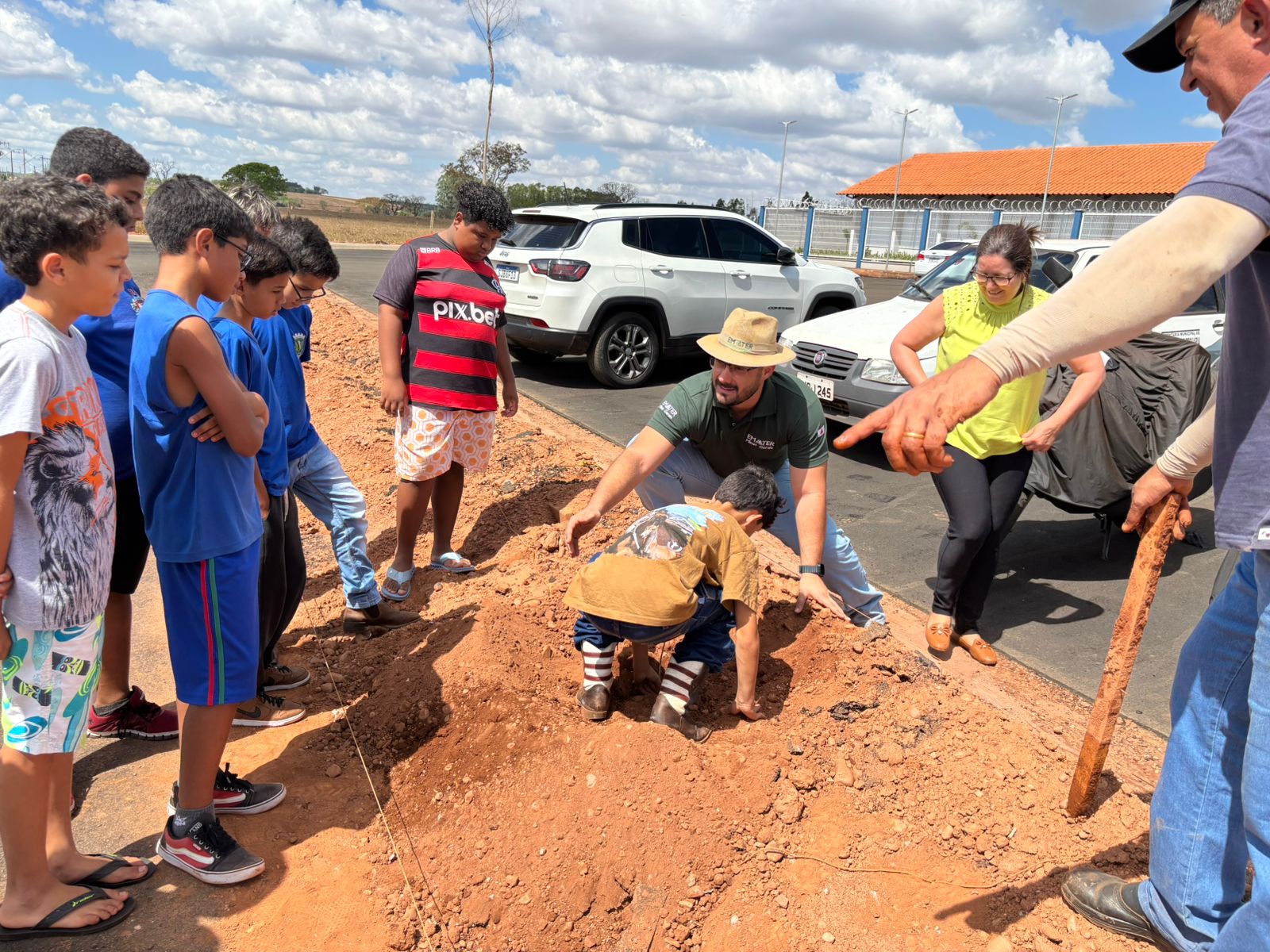 WhatsApp Image 2025-09-26 at 20.02.58 (1)