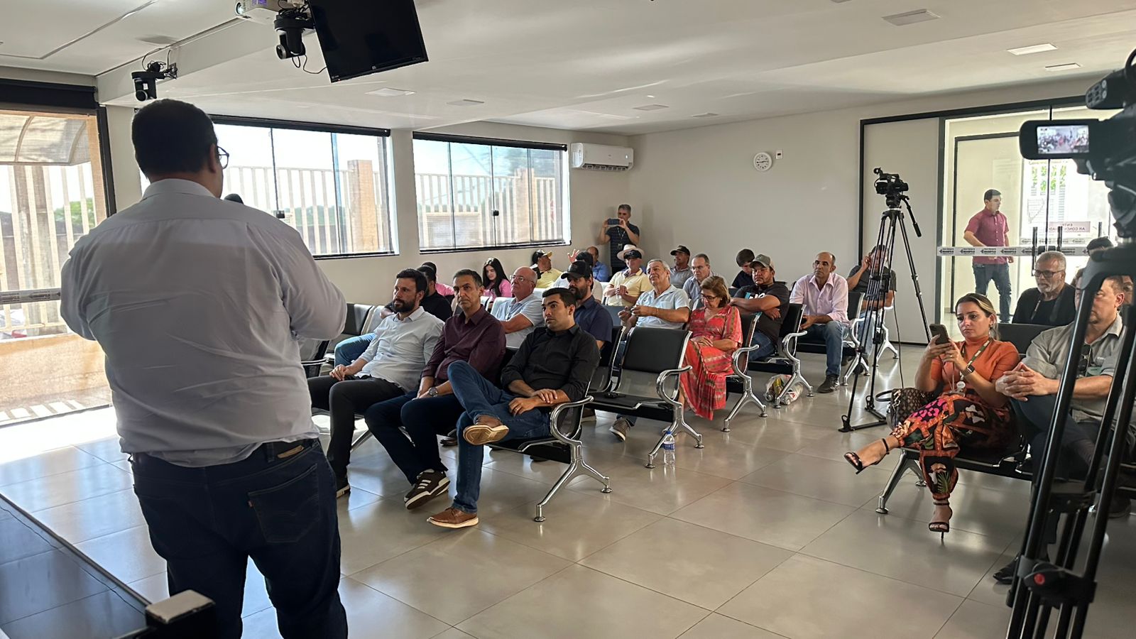 7b3eba80-8af4-449a-a33f-1b977dfddf05