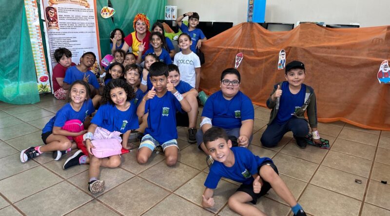 Dia Nacional do Livro Infantil é celebrado nas escolas municipais de Indianópolis