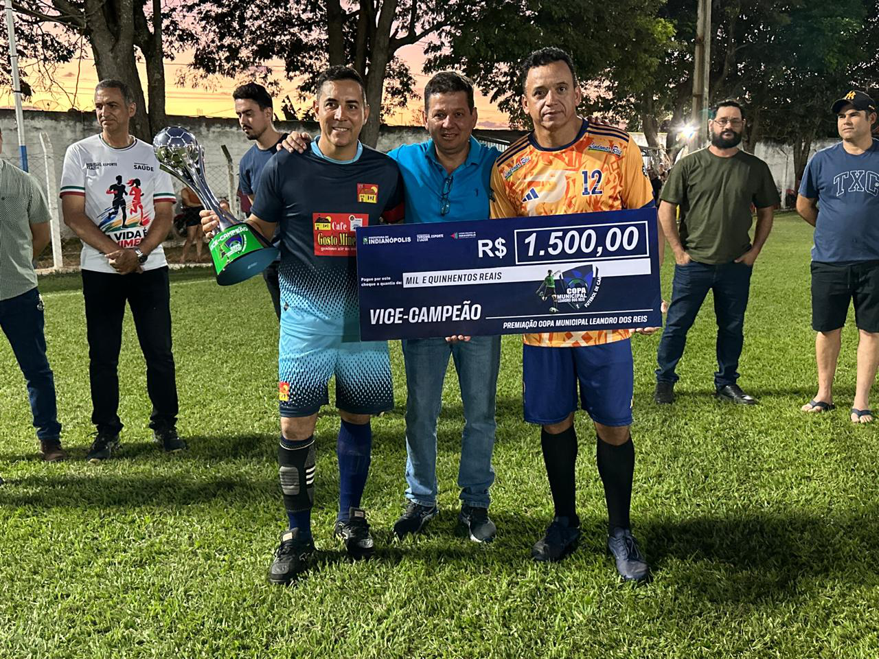 Sem título-2f8