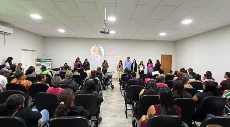 Reunião leva orientação e informação às famílias beneficiárias do Programa Bolsa Família