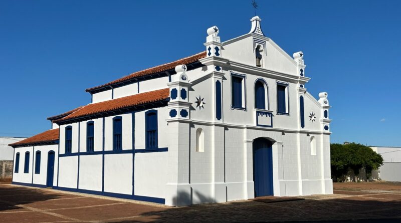 Prefeitura conclui reforma da Igreja de Santa Ana e reforça preservação do patrimônio histórico de Indianópolis