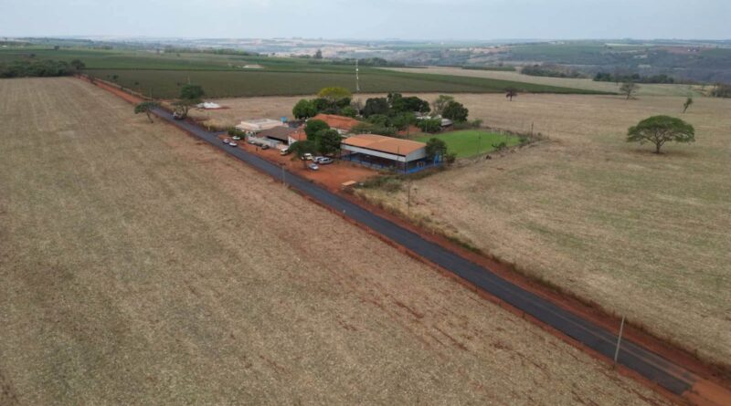 Estrada rural do Campo Alegre recebe nova pavimentação asfáltica