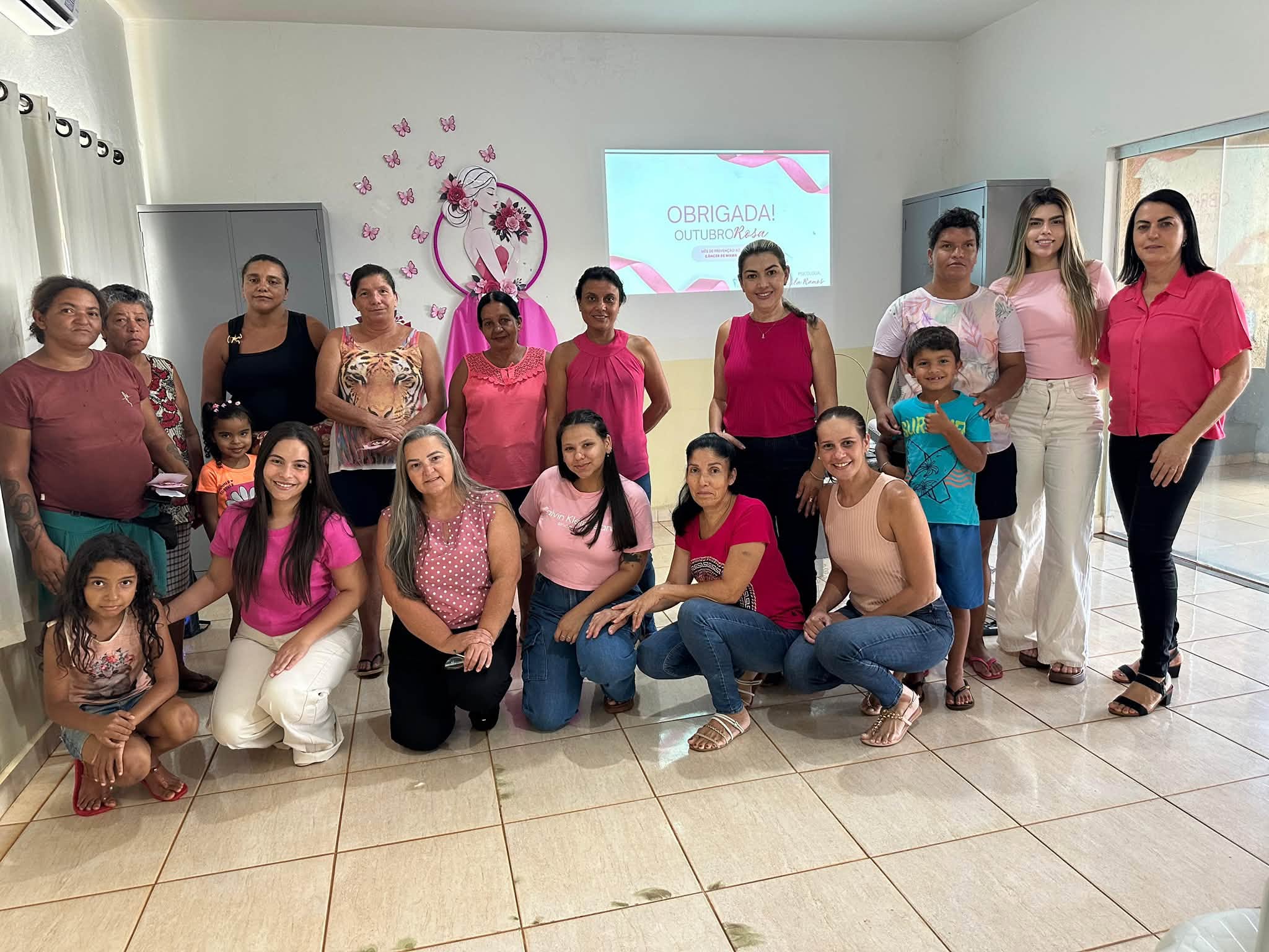 Prefeitura de Indianópolis promove atividade de conscientização sobre o Outubro Rosa