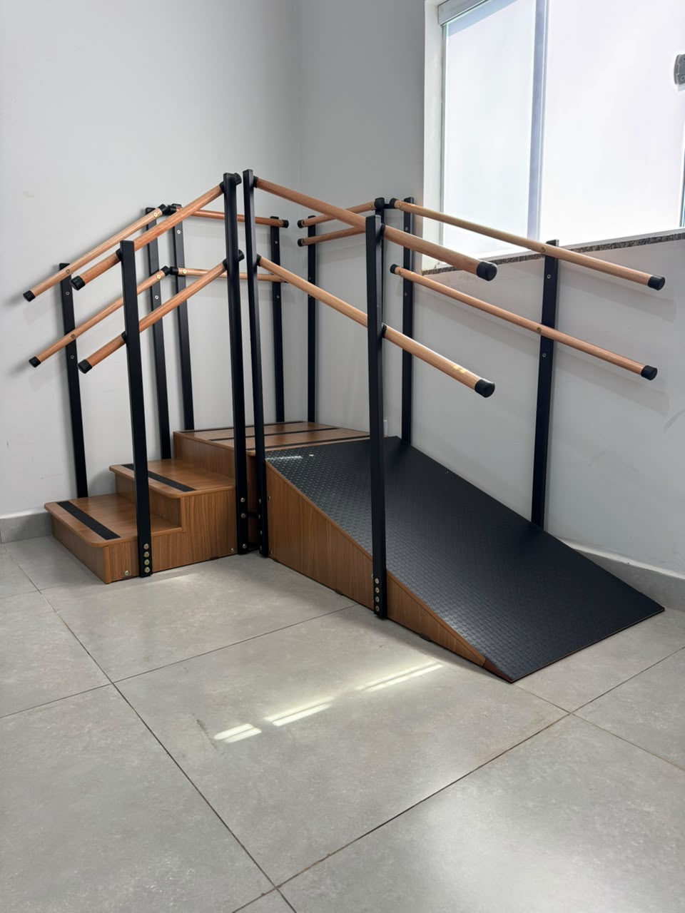 Prefeitura de Indianópolis amplia estrutura do Centro de Fisioterapia com novos equipamentos